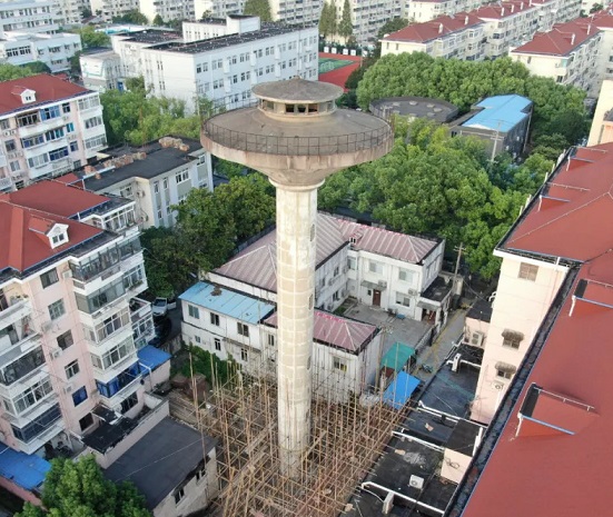 連云港水塔拆除公司:專業(yè)技藝,安全環(huán)保的綠色拆除之路